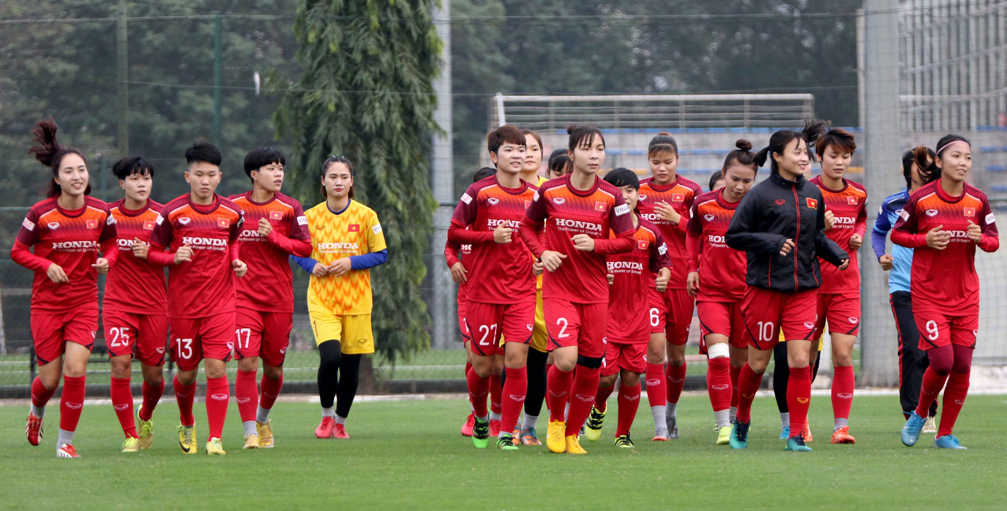 Đội tuyển bóng đá nữ Việt Nam bắt đầu tập luyện cho mùa giải mới