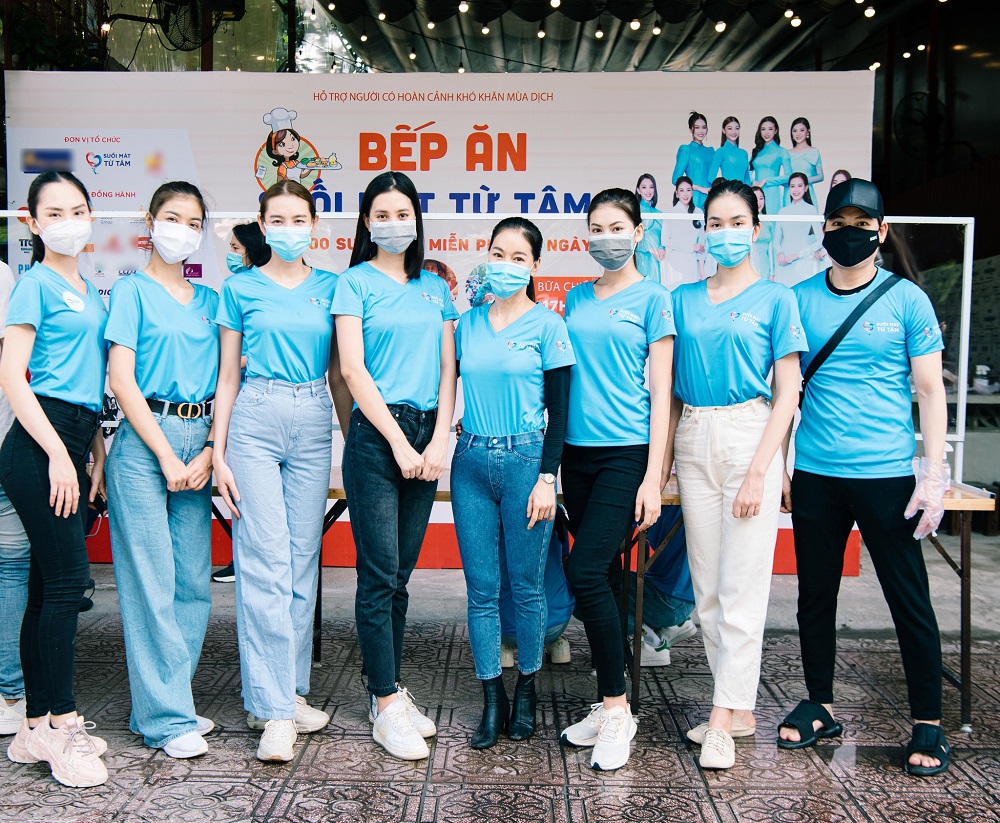 Hoa hậu cùng nghệ sĩ chung tay giúp TPHCM chống dịch